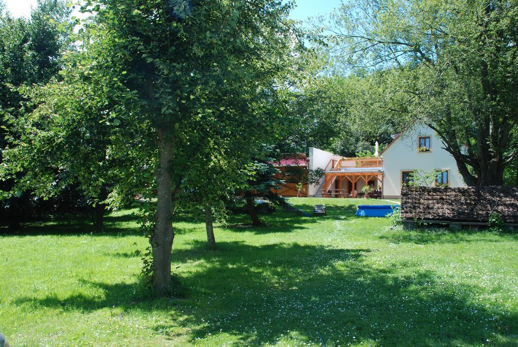Apartamento Penzion Stáj Návary Exterior foto